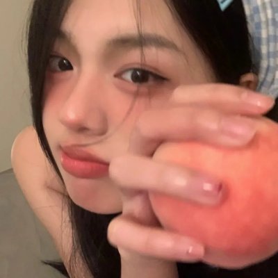 碧窗艳影
